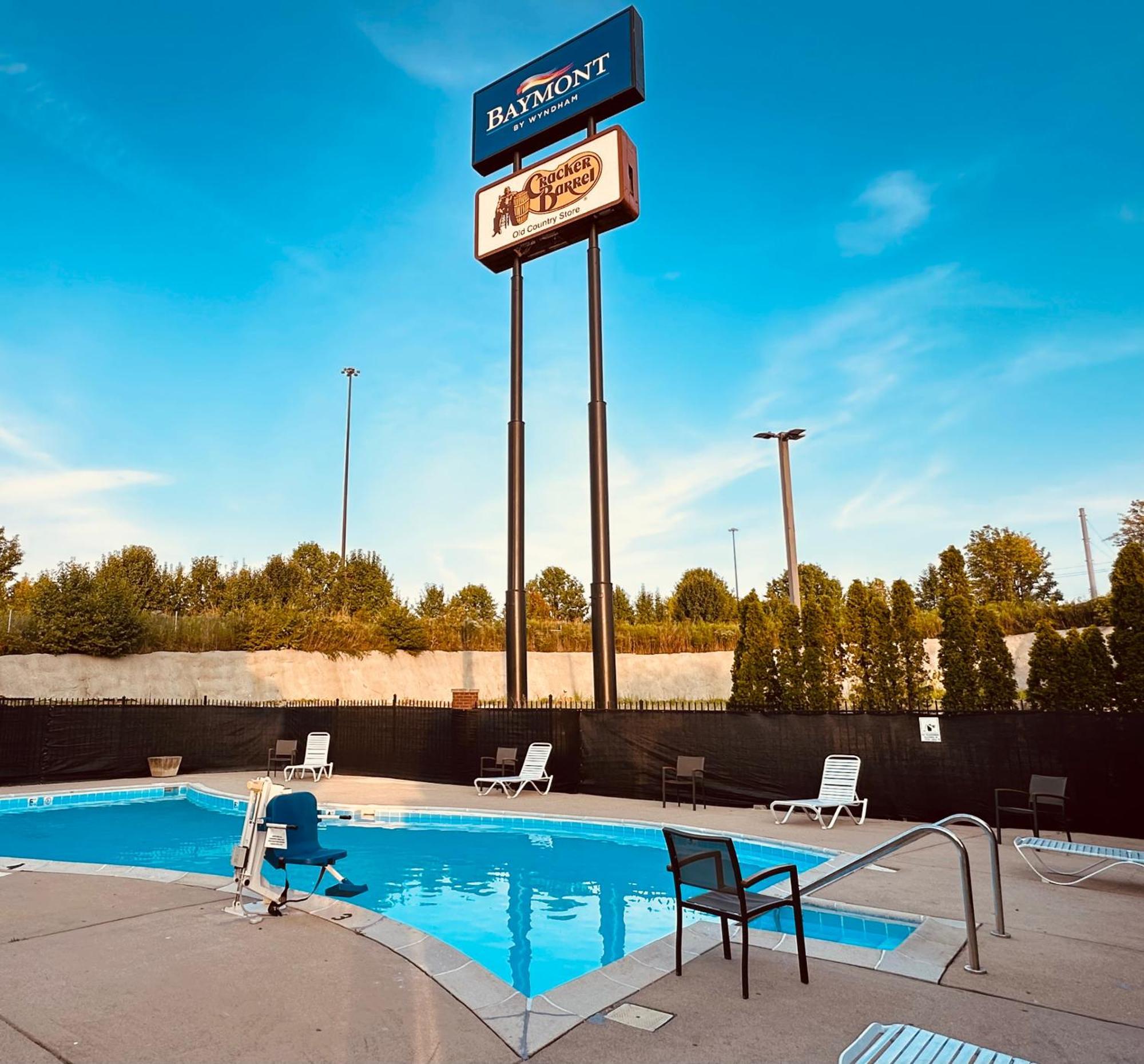 Baymont By Wyndham Indianapolis South Hotel Kültér fotó